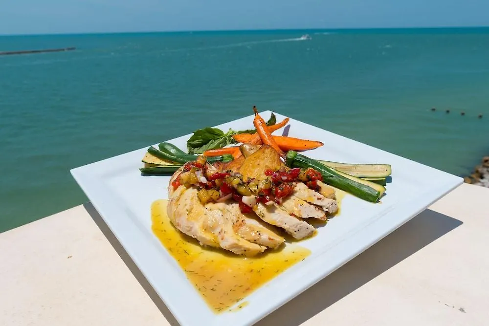 Edge Hotel Clearwater Beach 4*,